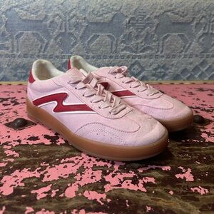 STEVE MADDEN pink and red Women’s sneakers sz 8 - NEW